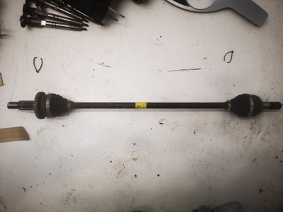 Kia sorento iii привідний вал права задня 49601 c5030 фото №1