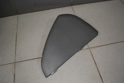 Заглушка консоли правая audi a4 b8 8k0857086b фото №1