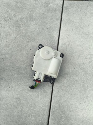 Ford b-max клапани керуючий обігрівачі ford ecosport av1119e616 ? фото №1