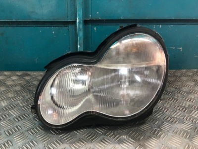Mercedes w203 лампа лівий перед ксенон europa ліва фото №1