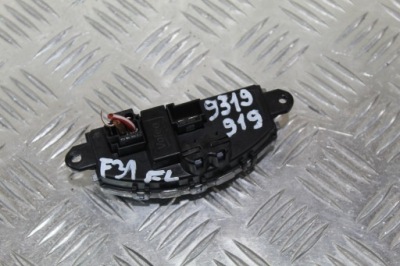 Резистор вентилятор bmw 3 f30 f31 lift 9319919 фото №1