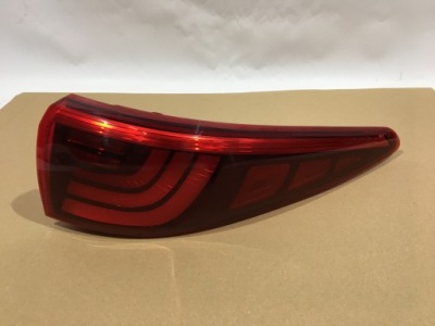 Лампа задняя правая крыло kia sportage iv 15- gt-lin фото №1