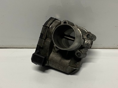 Дроссельная заслонка renault laguna iii nissan x-trail 2.0 dci 8200330810e фото №1