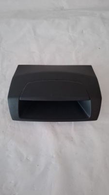 Козирок рамка дисплея citroen berlingo peugeot partner iii 9680939077 ! фото №1