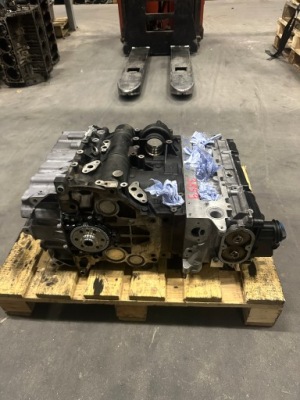 Двигатель audi q3 2.0 tdi cuv фото №1