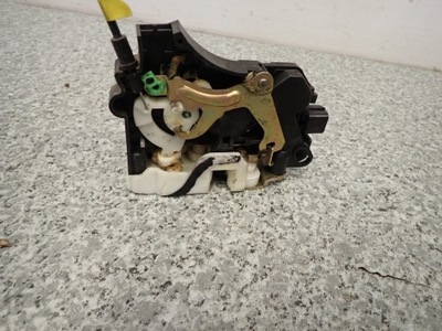 Mitsubishi lancer kombi cs 03-07 замок дверь передних левых фото №1