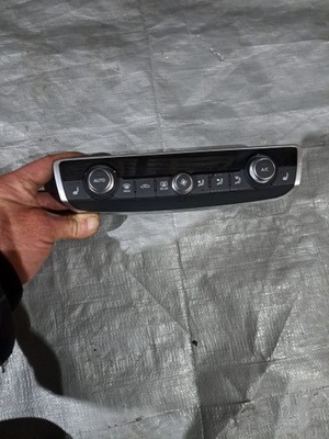 PANEL DE ACONDICIONADOR AUDI A3 8V0 8V0820043Q  