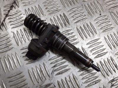 Насос-форсунка skoda octavia 045130073t фото №1