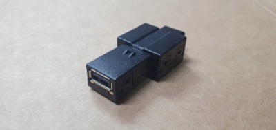 Модуль usb vw skoda audi 5u0035726 оригинал фото №1