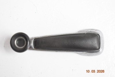 Ручка стеклоподъемника подъёма стекло правый перед mercedes w110 w111 фото №1