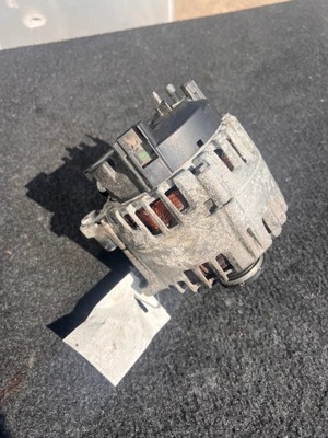 Vw passat b7 генератор 03c903023t фото №1