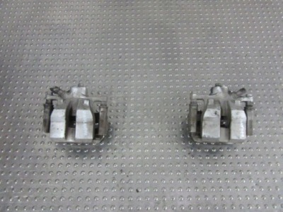 Toyota highlander iii 3.5i 2016 суппорт тормозной задняя фото №1