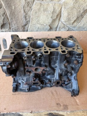БЛОК ДВИГАТЕЛЯ НИЗ RENAULT TRAFIC 3 1.6 DCI R9M R9MH413 