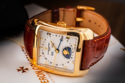 VACHERON CONSTANTIN TOLEDO 1952 HISTORIQUES AUTOMATIC 18K 35,7MM/KPL.