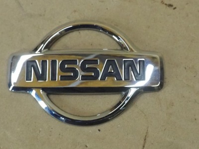 EMBLEMA INSIGNIA LOGOTIPO NISSAN PRIMERA P11 RESTYLING PARTE TRASERA  