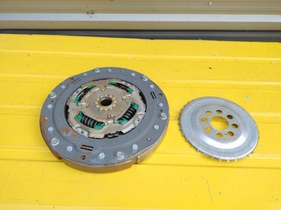 Toyota camry viii зчеплення автоматична коробка передач 2.5 гібрид фото №1