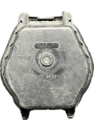 Bmw x3 e83 заглушка фара лампы 1305239123 фото №1