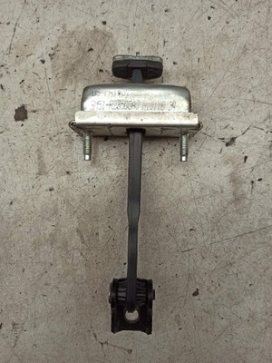 Ford kuga l ограничитель дверь r23500aj фото №1