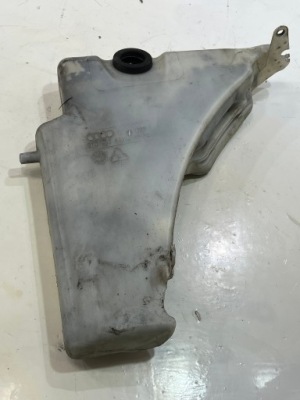 Бачок омивача audi a4 b8 8t0955453c фото №1