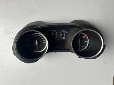 Alfa romeo giulietta счетчик приборы 2011- фото №1