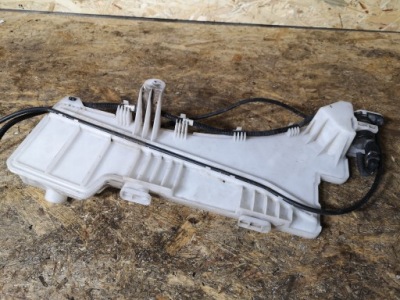 Citroen c5 aircross бачок омивача фото №1