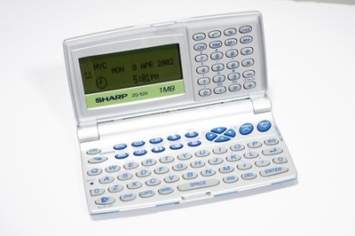 Retro Organizer Kalkulator Sharp ZQ-520
