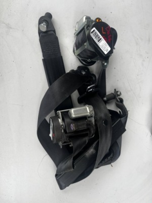 Fiat doblo ii lift ремені безпеки натягувачі комплект 2015- фото №1