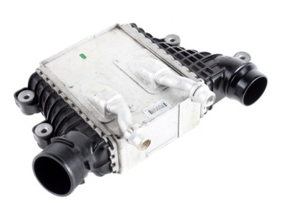 Радіатор повітря інтеркулер e-pace evoque ii l551 sport ii l494 2.0 d фото №1