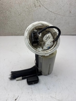 Bmw e60 e61 насос помпа топлива 6765778 фото №1