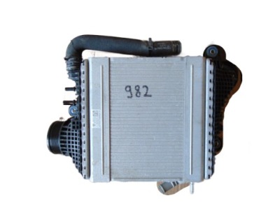 Интеркулер porsche 982 718 982145621b фото №1
