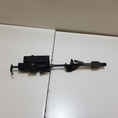 Привод крышка топлива renault grand scenic 3 8200312600d фото №1