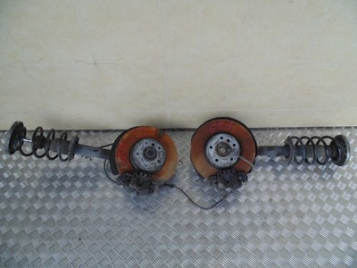 Поворотний кулак перед права bmw x3 f25 2.0 d фото №1