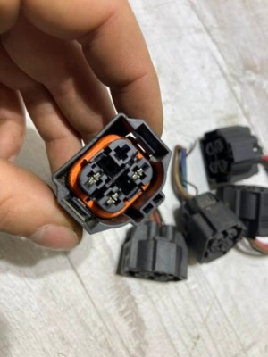 Штекер колодка вентилятора bmw оригинальный номер 8380376 фото №1