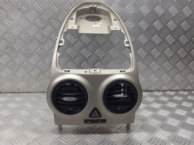 Рамка консоли центральной opel corsa d 1.0 13204955 фото №1