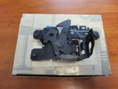 Замок капот mercedes w169 w245 a1698800360 фото №1