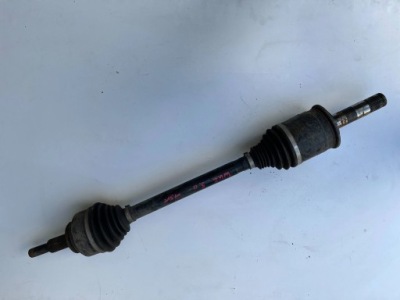 Jeep grand cherokee wk2 привідний вал задня права 3.0 15r фото №1