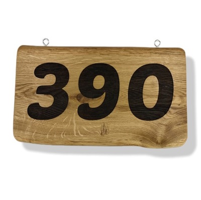 Numery na dom, deska z numerem