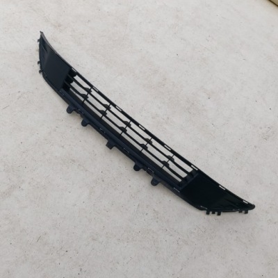 Решётка бампера средняя opel insignia b lift фото №1