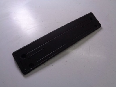 Bmw f40 рамка номерного знака перед підкладка 8071152 фото №1