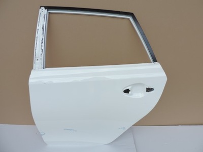 Toyota auris lift 2015 2016 hb дверь задние левая фото №1