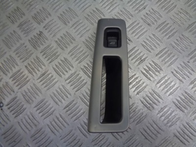 Переключатель панель стекло volvo оригинальный номер 8663819 фото №1