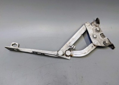 Opel astra j iv петля капот перед левый фото №1