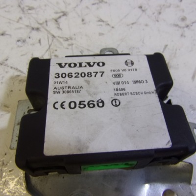 Модуль иммобилайзер volvo v40 1.9 di фото №1