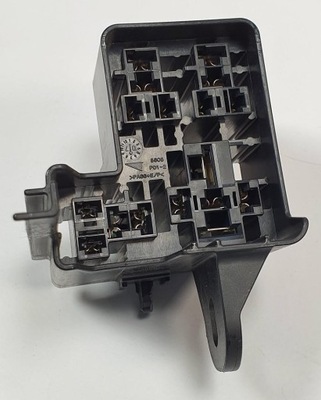 Колодка запобіжник реле citroen c1 фото №1