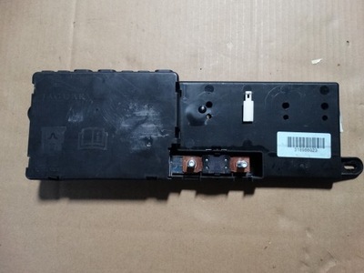 Коробка запобіжник. розподільник jaguar xj x351 1 фото №1