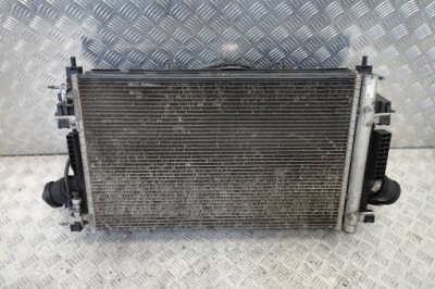 Opel zafira c радіатор комплект радіатор 2.0 cdti 12- фото №1