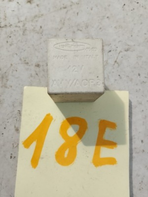 Fiat alfa romeo lancia реле bitron 12v avv/acr3 фото №1