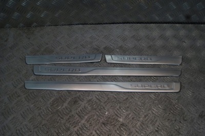 Skoda superb iii 3v0 накладки порогові фото №1