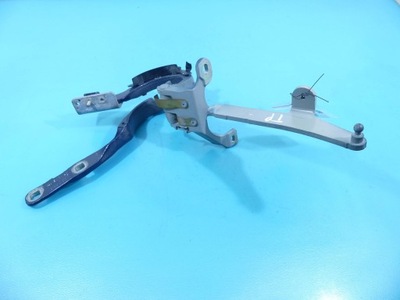 Петля кришки задня правий bmw 5 f11 фото №1