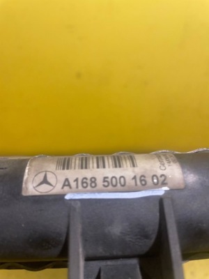 Радіатор води mercedes w168 оригінальний номер 1685001602 фото №1